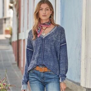 SUNDANCE Cece V Neck Lightweight Cotton Sweater Denim Blue Burnout